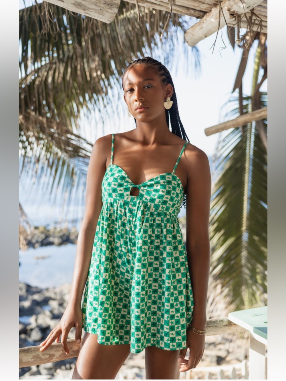 💚2/$40💚Billabong NWT x Mami Wata Going Coastal Cutout Star print Romper - Picture 2 of 9